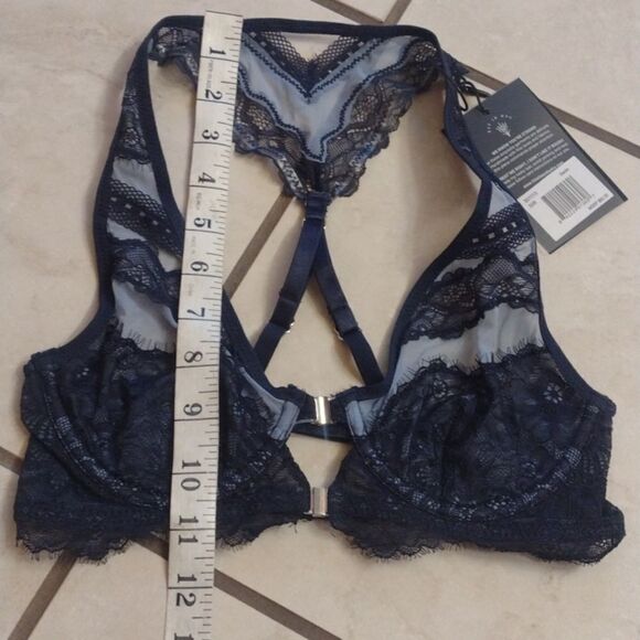 NWT Thistle and Spire Bralett Halter back Denim blue color strappy lace size 32B - Picture 7 of 9